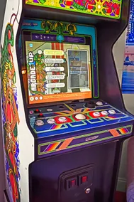2 Kings | Coffee | Arcade | TV | SelfCheck - Image 3
