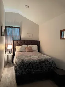 Lil' Tex Cabin - Image 2