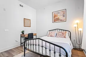 Organic Modern Retreat | 1 BR2Bed | Pool & Gym - Image 5