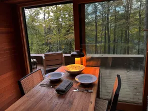 Stunning Peaceful Lakeside Cottage - Image 5
