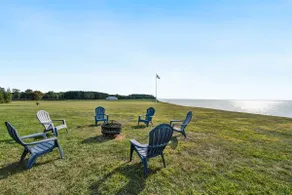 Relaxation by the Bay! - Image 3