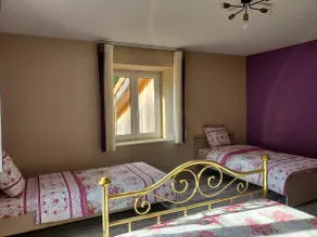 CHEZ ESTER - Image 5