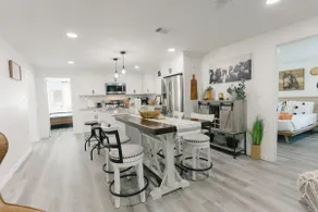 Modern + Cozy | Minutes to DFW + FIFA World Cup 26 - Image 4
