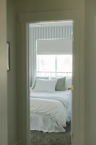 New! Spacious, views, quiet, comfortable - Image 5