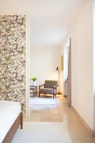 Stay central, enjoy the calm, feel at home - Image 2