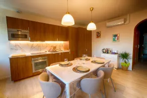 Private Cinema Getaway • Whirlpool • Sleeps 5 - Image 2