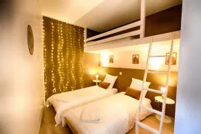 Private Cinema Getaway • Whirlpool • Sleeps 5 - Image 5