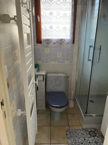 Apartment in a residence - Image 4