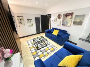 * Whole Luxury Modern Warm House * Free Parking * - Image 3