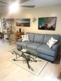 2/2 Townhome 1 mile to Beach! - Image 5