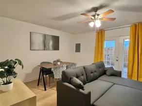 Close to Town 2 Bedroom Relax - Image 2