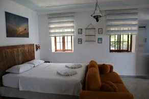 Beachfront Stone VILLA - Image 2