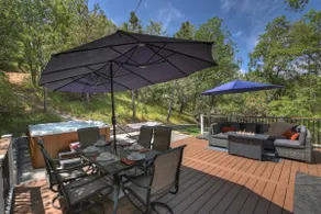 Scenic Mountain Escape | Hot Tub & Outdoor Movies - Image 3