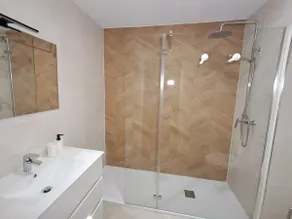 Centrally located apartment, ideal for families - Image 5