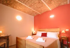 Elegant accommodation in La Morra with private garage - Image 3