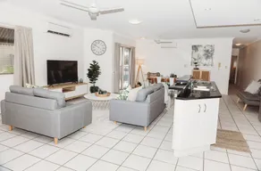 OceanEyre | Spacious Unit and Pool in quietcomplex - Image 2