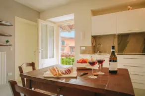 Apartment in the heart of La Morra with balcony - Image 2