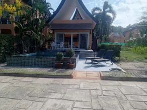 Steps to Beach: Luxury 3BR Private Pool Villa - Image 2