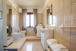 Comfortable and spacious apartment in Cervaro - Image 4