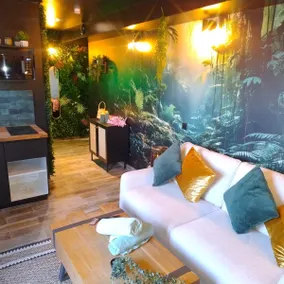 Air-conditioned jungle room 15 minutes from La Défense - Image 3
