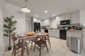 Elgin Oasis Suite D - Image 5