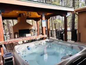 Royal Heaven, Hot Tub, Private Deck, Covered Porch - Image 3