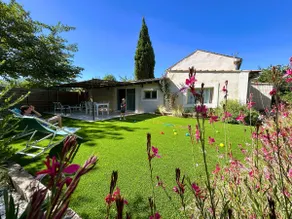 Gîte Amour de Provence - Emilie garden-pool - Image 2