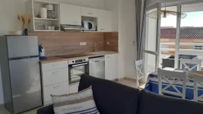 Cozy 2-bedroom apartment, air conditioning, Wi-Fi, terrace, 5 min from the beach - Image 4