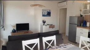 Cozy 2-bedroom apartment, air conditioning, Wi-Fi, terrace, 5 min from the beach - Image 2