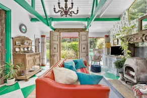 Enchanting lodge, woodland setting, fire, magical! - Image 2