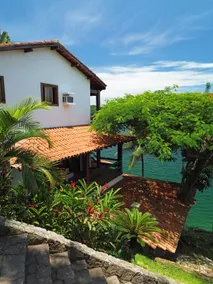 Oceanfront house in Angra with private dock - Image 3