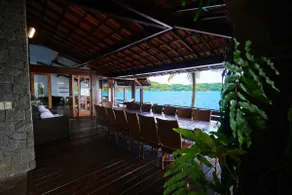 Oceanfront house in Angra with private dock - Image 4