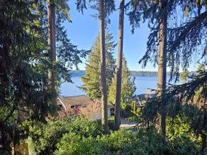 Private Escape with Lake Sammamish Views - Image 3