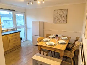 Theatre Severn Town House, Parking & Quarry Views - Image 4