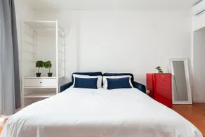 Sweet Home in Center - Image 5
