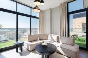 1BR Skyview Penthouse by Blue Cloud Holidays - Image 4