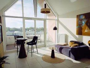 Dunkirk Design Suite • Beach 50 m away, South Terrace - Image 2