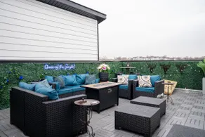 The Sapphire House: Rooftop Deck - Image 5