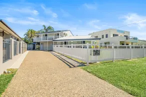 Unit 1 (Anna) Beachside Mackay - Image 4