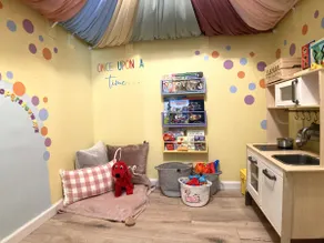 Stylish Family Retreat / Hot Tub / Game Kids Room - Image 5
