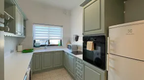 Modern & Large 3BR Stay Near Valletta - Image 2