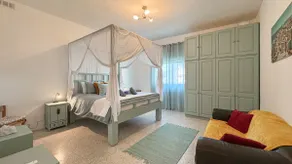 Modern & Large 3BR Stay Near Valletta - Image 3