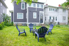 Art Deco 2BR Downtown | Fenced Yard, Garage, Pets - Image 5