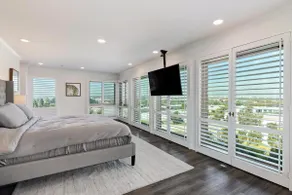 3Bd with Amazing City Views! - Image 5