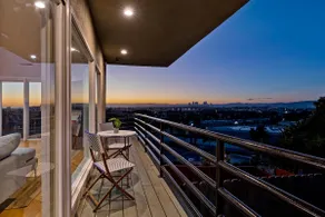 3Bd with Amazing City Views! - Image 2