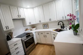 Clean and Serene – Close to Palo Alto and Meta HQ - Image 5