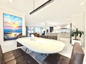 Spacious 5 Bedroom Luxury Villa | 15 Min Direct to Airport | Near Chinese Area Hurstville | Equipped with EV Charger - Image 5