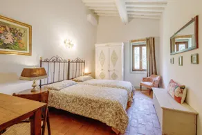 The Chianti Cabin - Image 4