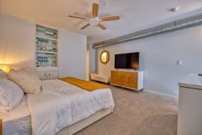Luxury Santana Row Loft | Huge Patio | Prime Area - Image 4