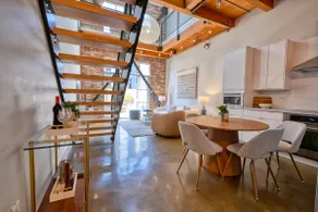 Luxury Santana Row Loft | Huge Patio | Prime Area - Image 2